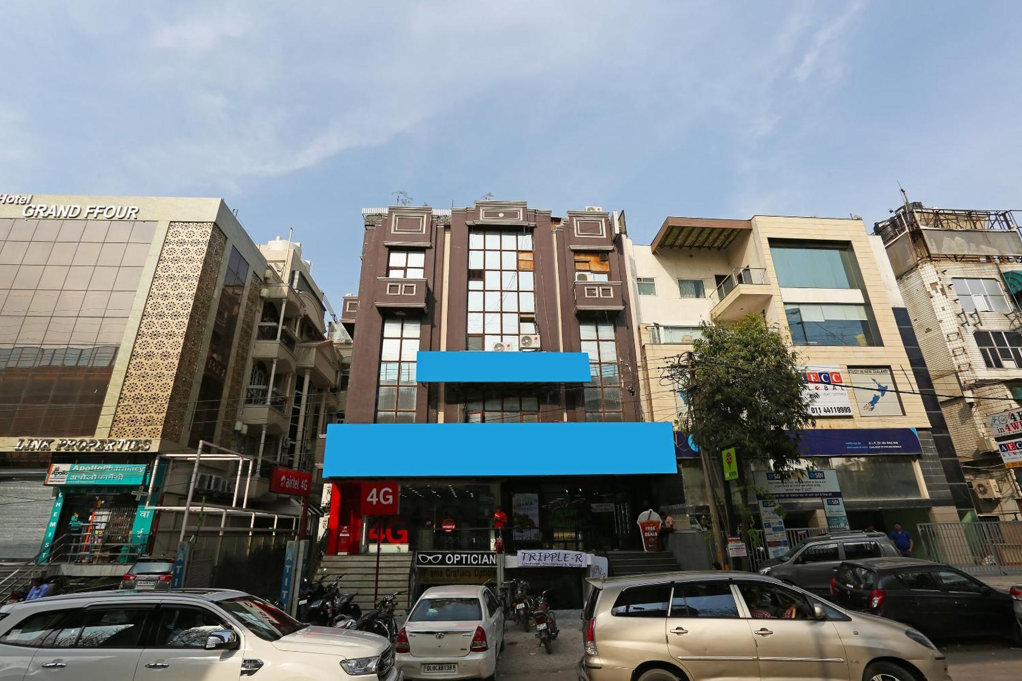 Oyo Flagship Hotel F Five New Delhi Ngoại thất bức ảnh