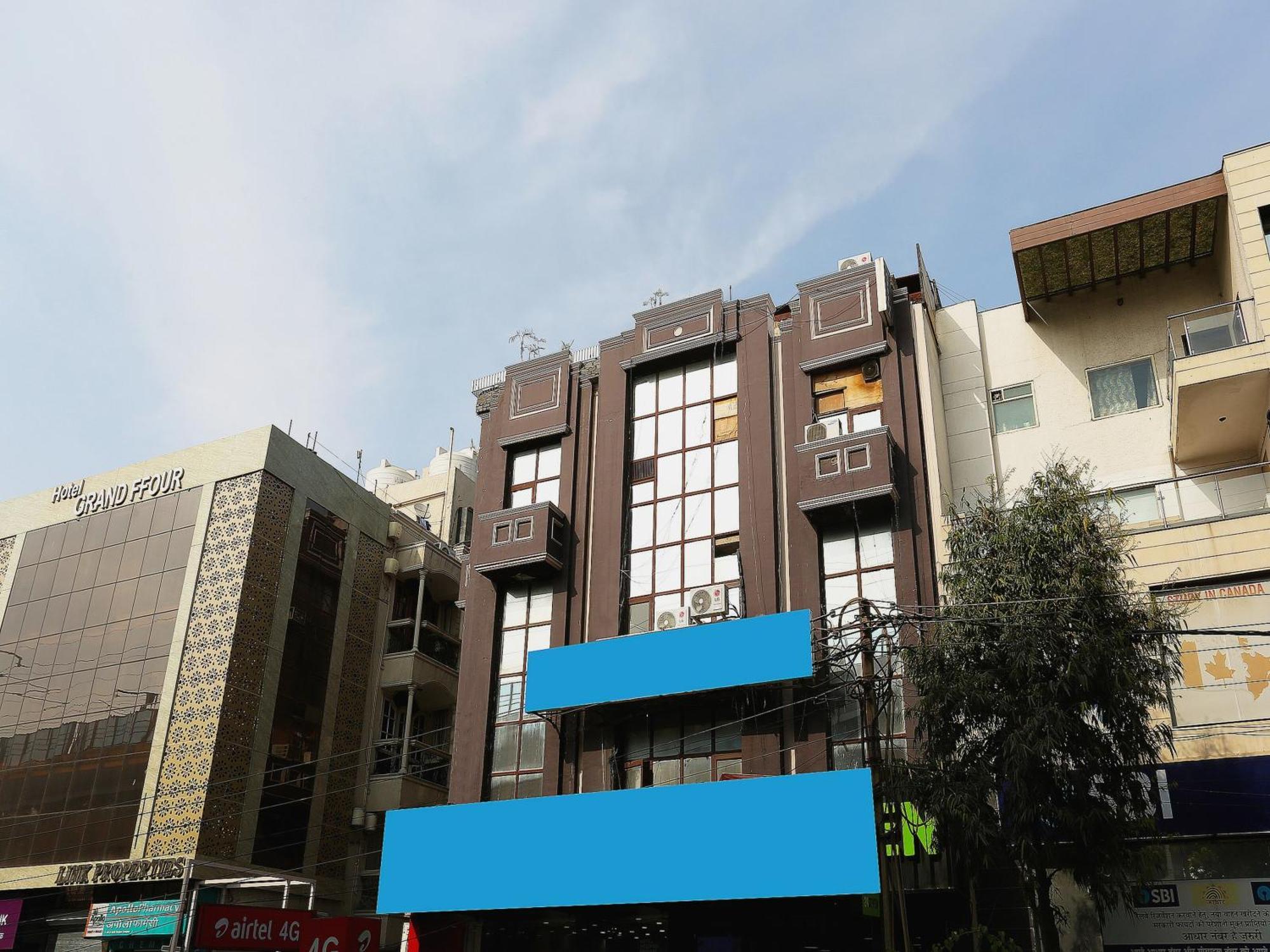 Oyo Flagship Hotel F Five New Delhi Ngoại thất bức ảnh